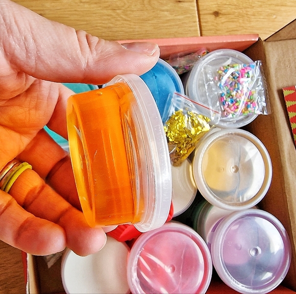 Fluffy Slime Kits for Girls Boys,with Cute Charms Soft Non-Sticky Butter slime - Picture 4 of 12